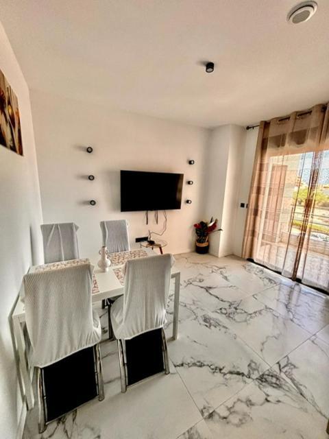 Vila Lova- Luxury Apartments 滨海罗克塔斯 外观 照片